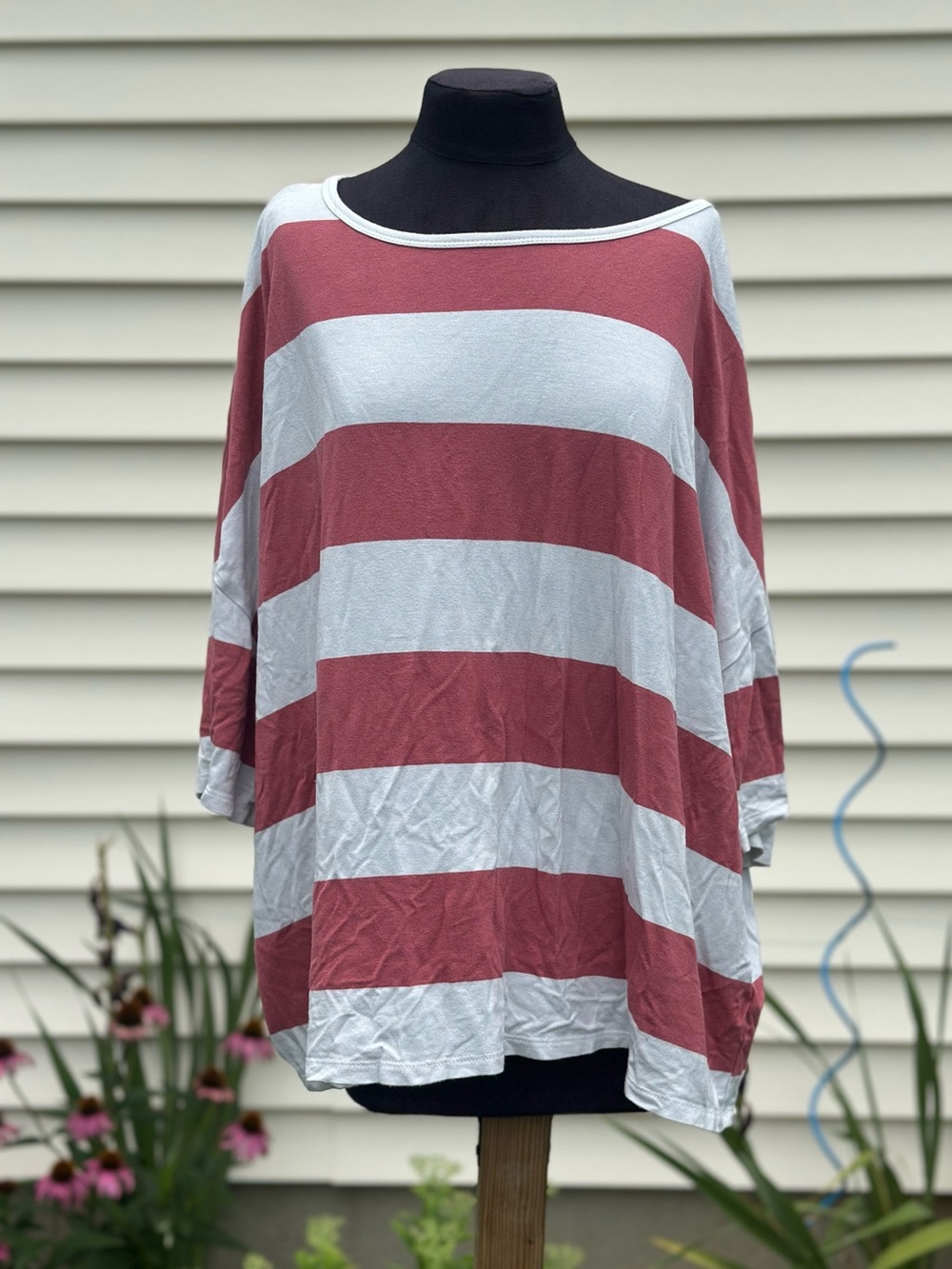 Old Navy Oversized Striped Short-Sleeve Tee - mauve and White